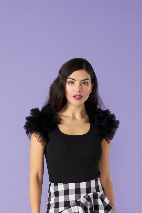op-black-lilly-minueto